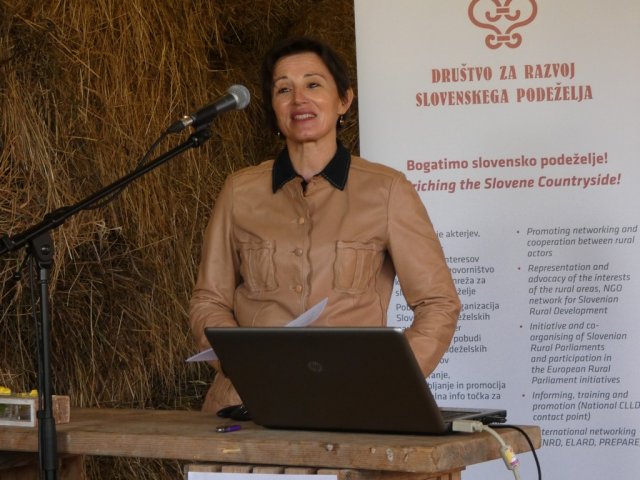 dr. Irma Potočnik Slavič
