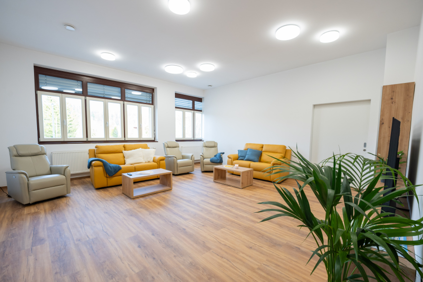 Dnevno varstveni center na Karlovici pri Velikih Laščah odpira svoja vrata